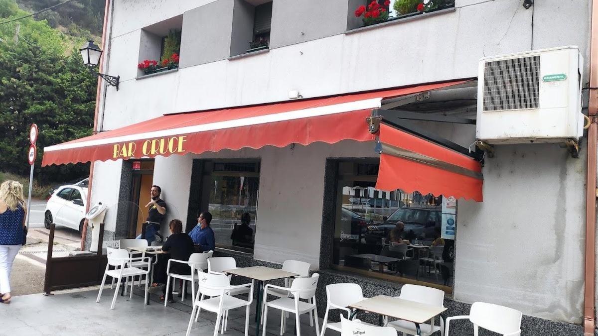 El Cruce 1 Y 2 Villafranca Del Bierzo Exterior foto